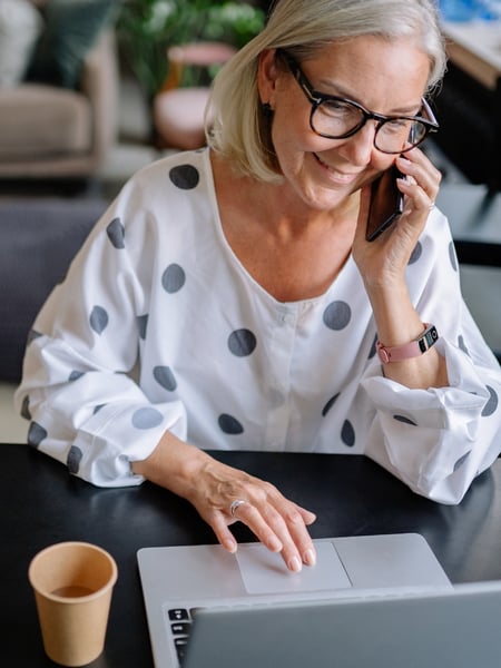 Hubspot Vertical Images - expt 300 (1)